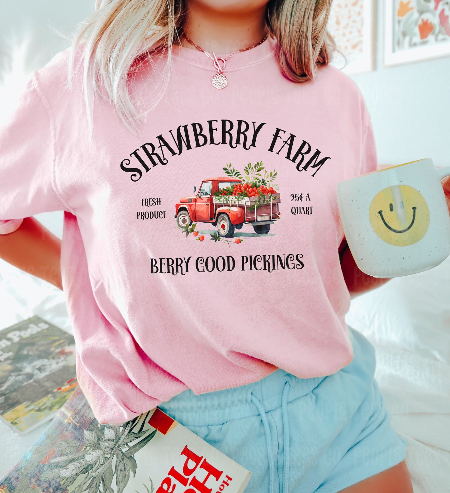 Strawberry Farm T-shirt | Berry Good Pickings | Unisex Tee